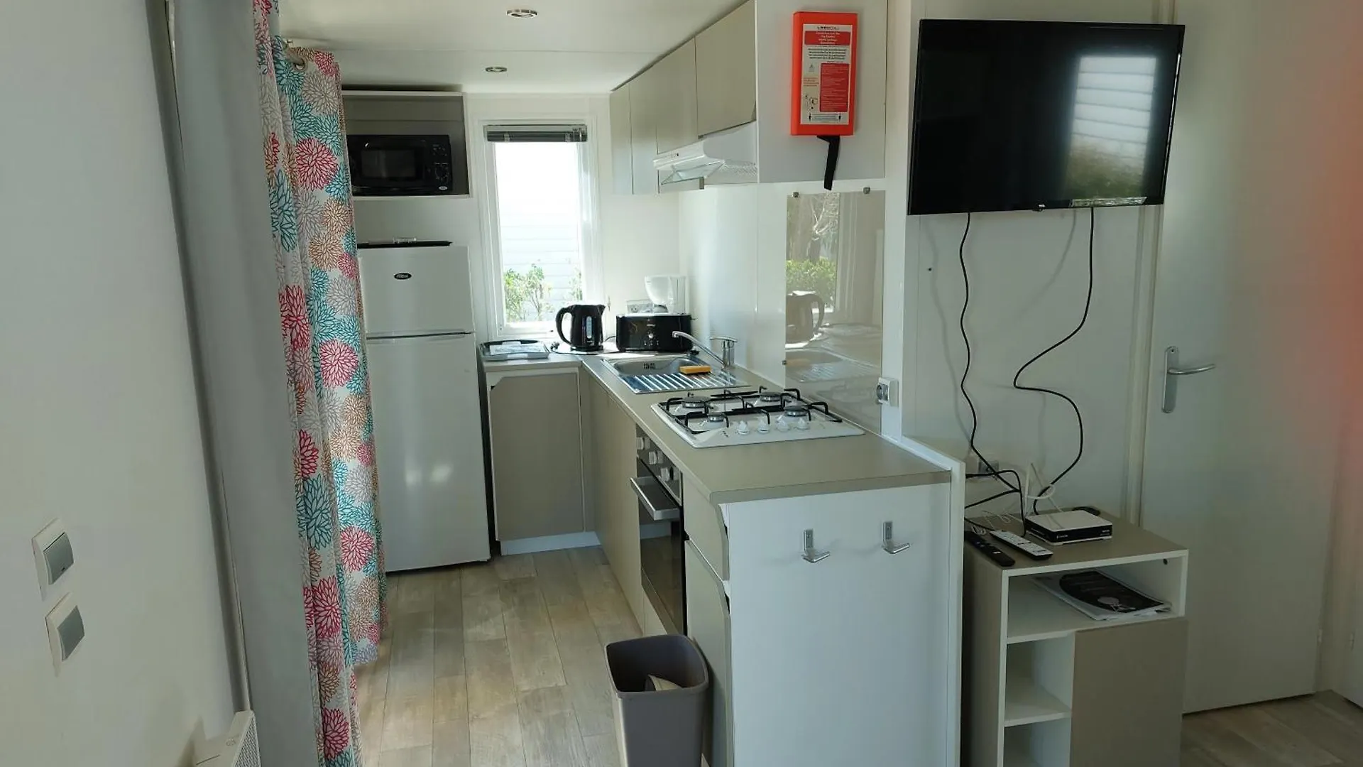 CARNAC Mobil-Home Camping 4 étoiles 0*,  France